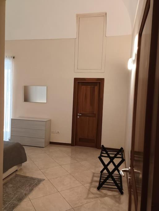 A Casa Di Laura Apartment Napoli Bagian luar foto