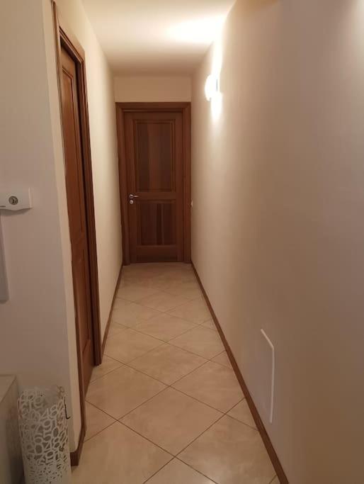 A Casa Di Laura Apartment Napoli Bagian luar foto