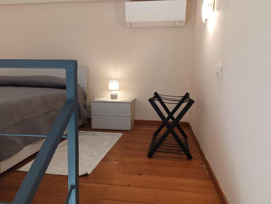 A Casa Di Laura Apartment Napoli Bagian luar foto