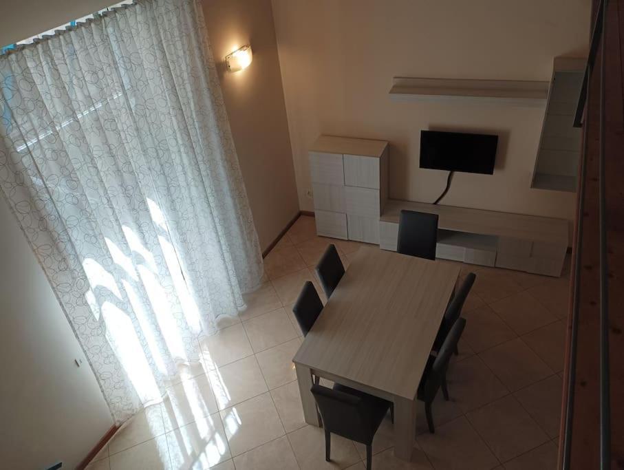 A Casa Di Laura Apartment Napoli Bagian luar foto